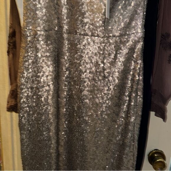 NWT DRESS THE POPULATION BELLA SEQUIN BRASS GOWN DRESS size Medium-Y3 - Picture 7 of 8